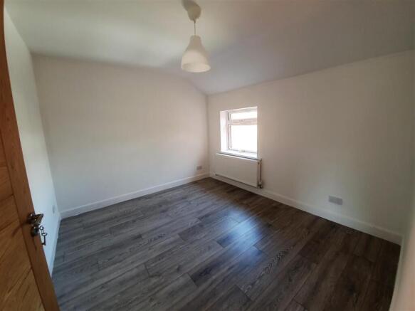 Albany Road, Earlsdon - Bedroom 1.jpg