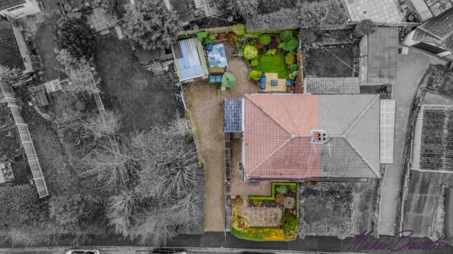 3 bed Semi-Detached for sale Image 6