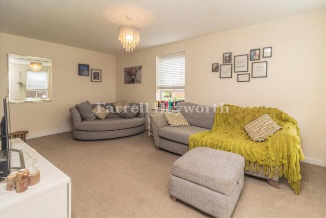 Lounge image 2