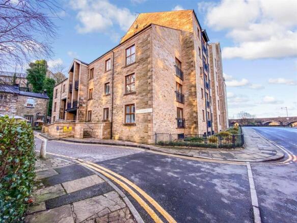 Welcome to Lune Square