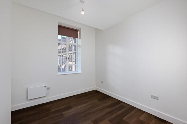 2 bed Flat to rent Image 5