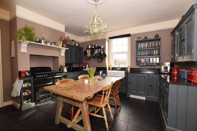 Kitchen/Breakf...