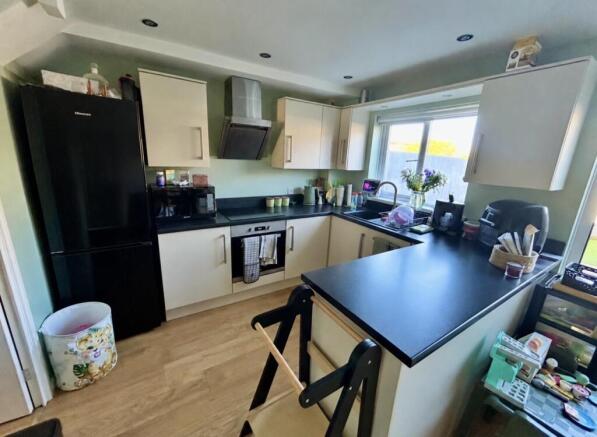 OPEN PLAN KITCHEN
