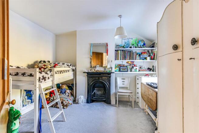 15. Bedroom.jpg