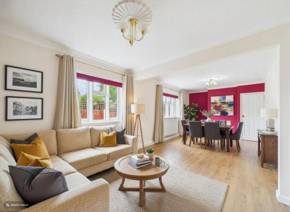 LOUNGE/DINING ROOM