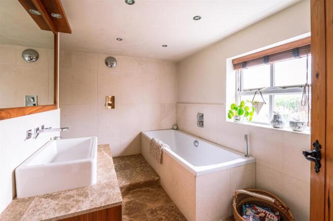 HOUSE BATHROOM