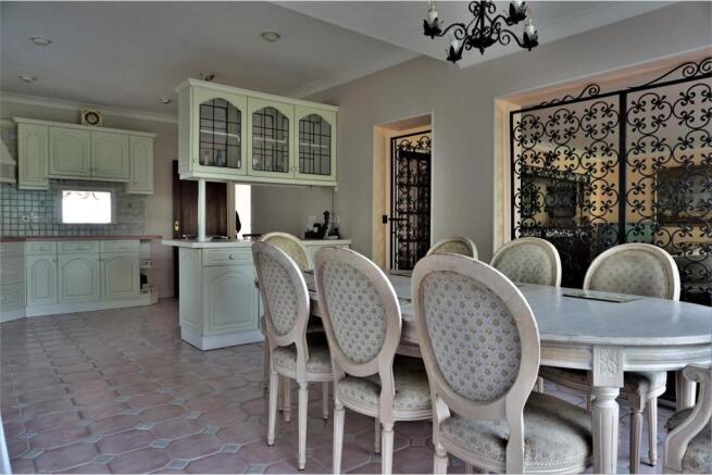 Kitchen / Diner