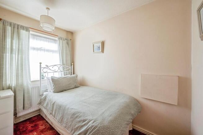 3 bed Semi-Detached Bungalow for sale Image 11