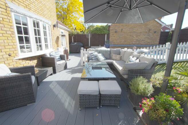 PATIO.jpg