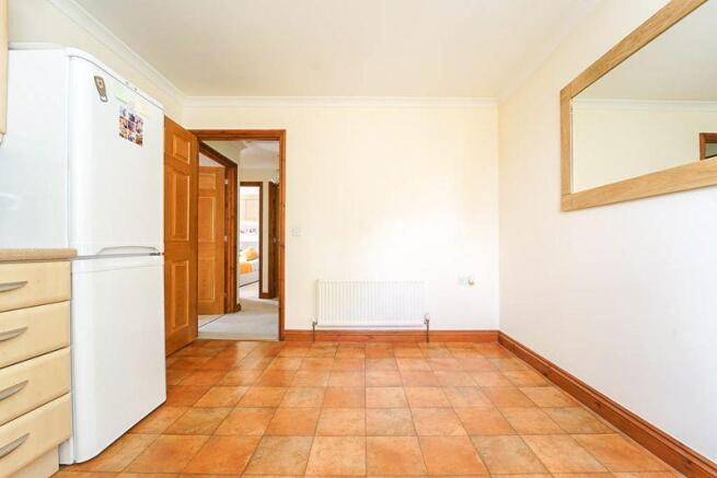 Kitchen/Dining...