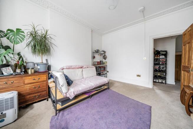 1406651-7-69809fb...