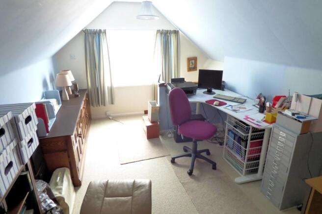 Photo 10