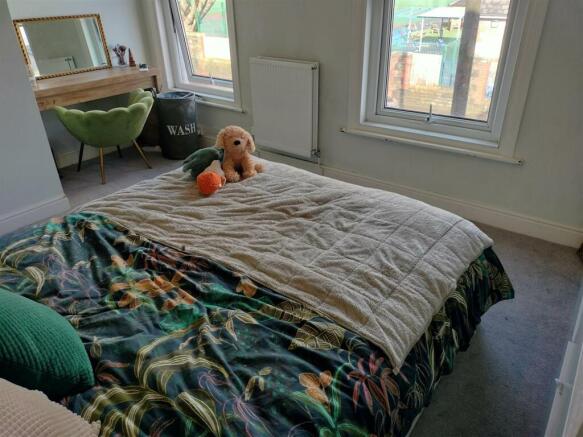 14 parc Y Felin bedroom onex.jpg
