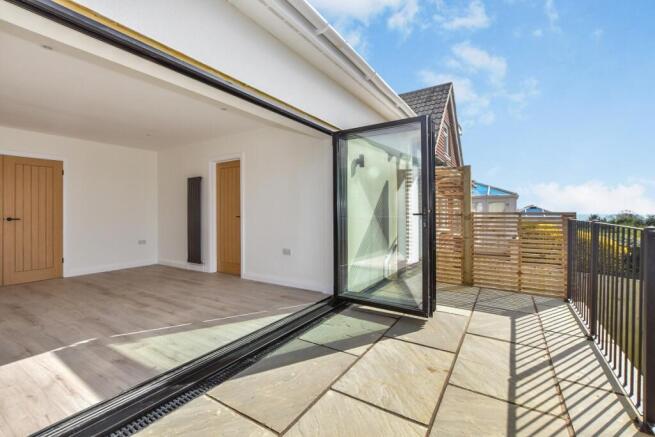 Bi-Folds