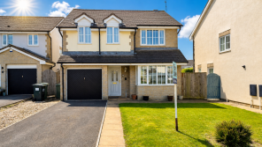 27, Tremlett Grove, Newton Abbot TQ12 5BZ