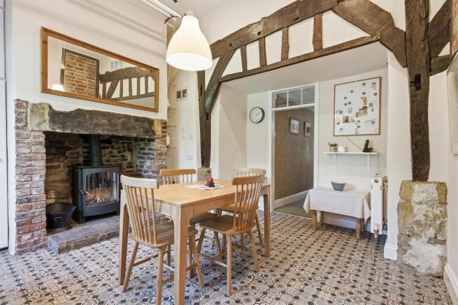 5 bed Farm House for sale Image 8