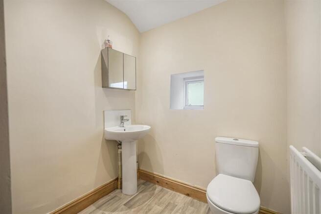 3 bed Semi-Detached for sale Image 11