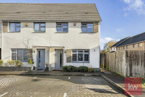 13, Cygnet Way, Maidenhead SL6 1FW