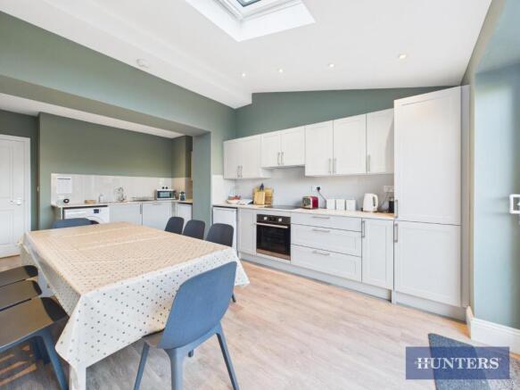 4 bed Terraced for sale Image 6