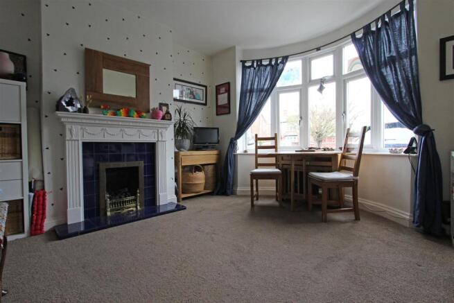 Dining Room.jpg