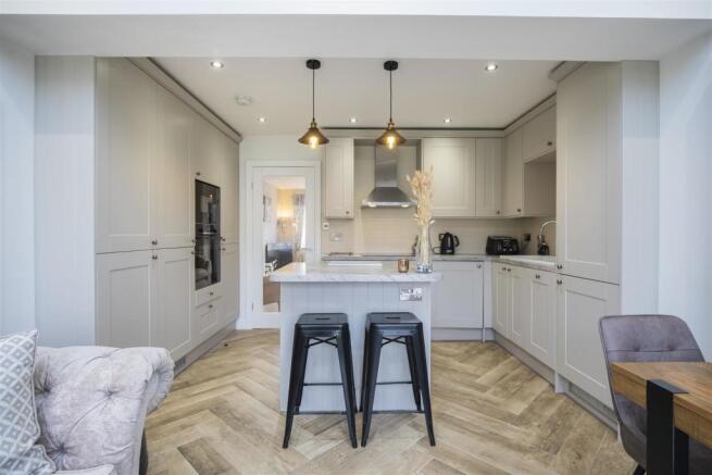 46 Foxhill Close-007.JPG