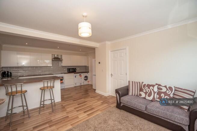 Communal Kitchen For Room-2