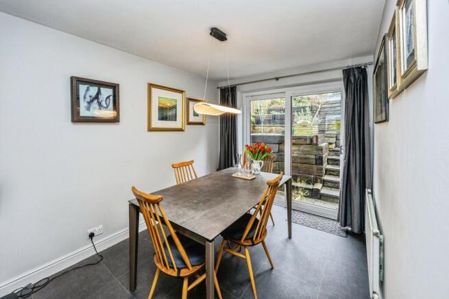 3 bed Semi-Detached for sale Image 9