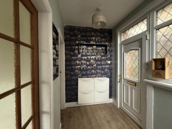 2 bed Semi-Detached for sale Image 5