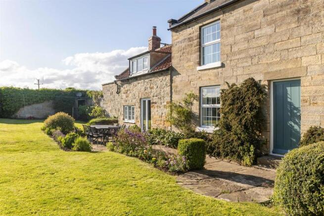 House & garden