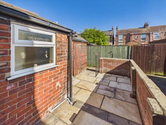2 bed Terraced for sale Image 9