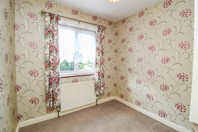 3 bed Semi-Detached for sale Image 8