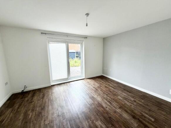 3 bed Semi-Detached for sale Image 5