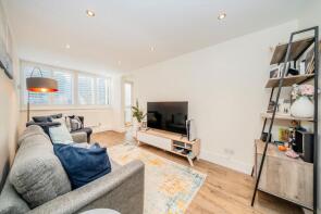 91, Walham Green Court, London SW6 2DQ