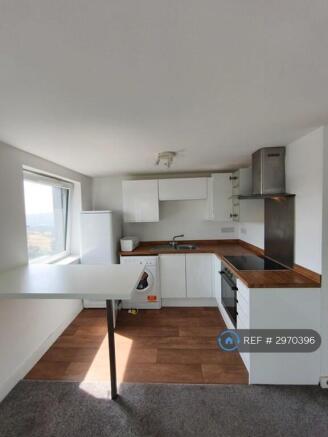 1 bed Flat to rent Image 4