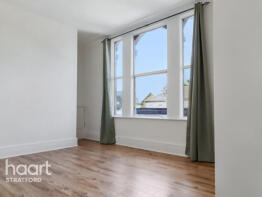 714a, Lea Bridge Road, London E10 6AW