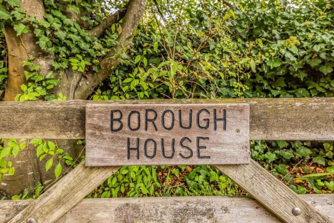 North Street, Midhurst, West Sussex, GU29 photo 4