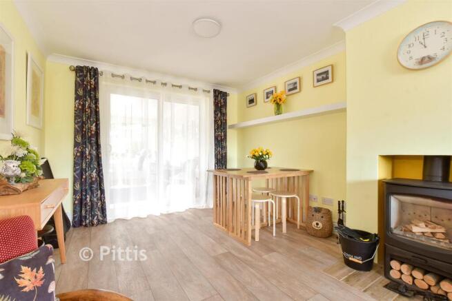 Lounge/ Dining Room