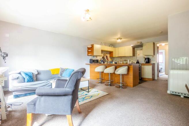 OPEN PLAN RECEPTION ROOM