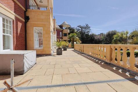 West Overcliff Drive, Bournemouth
