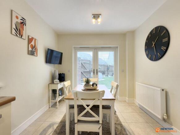 Spruce Drive, Coalville, LE67 photo 3