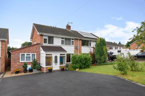 Woodbury Avenue, Wells, BA5