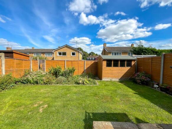 10 Thirlmere Close