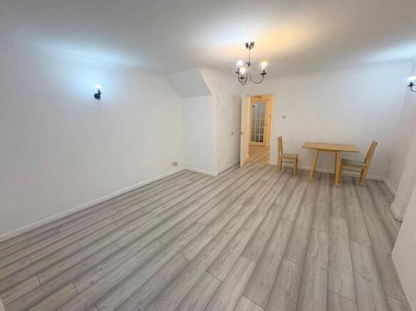 9df91db4-e860-4cb...