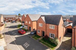 10, Davies Road, Banbury OX16 1HY