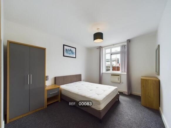 1 bed Apartment to rent Image 5