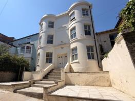 Flat 3, 5, St Thomas Street, Ryde PO33 2LZ