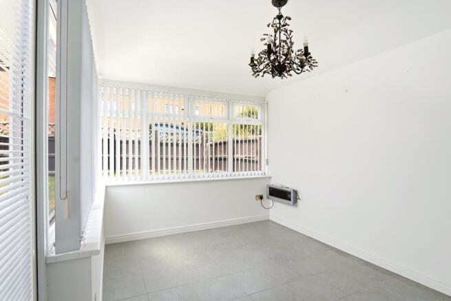 4 bed Detached for sale Image 6