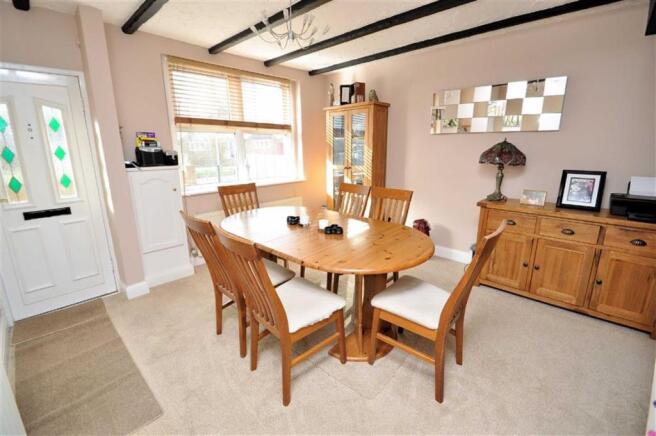 Sitting/Dining Room