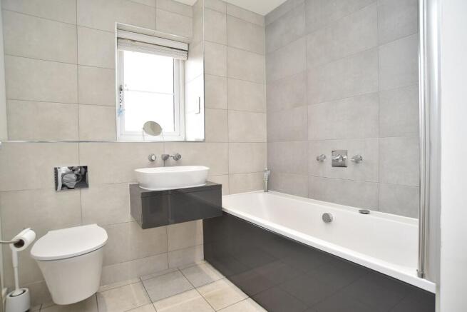 3 bed Semi-Detached for sale Image 12