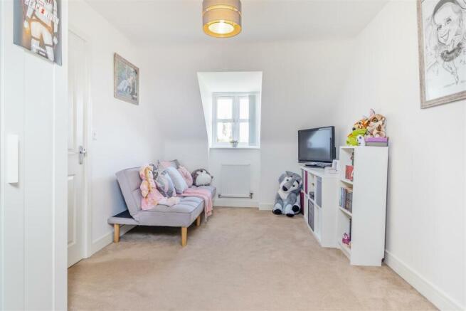 8571786-interior04.jpg